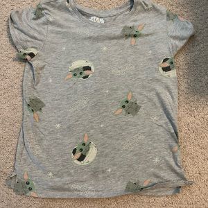 Baby Yoda shirt size 10/12 (large)